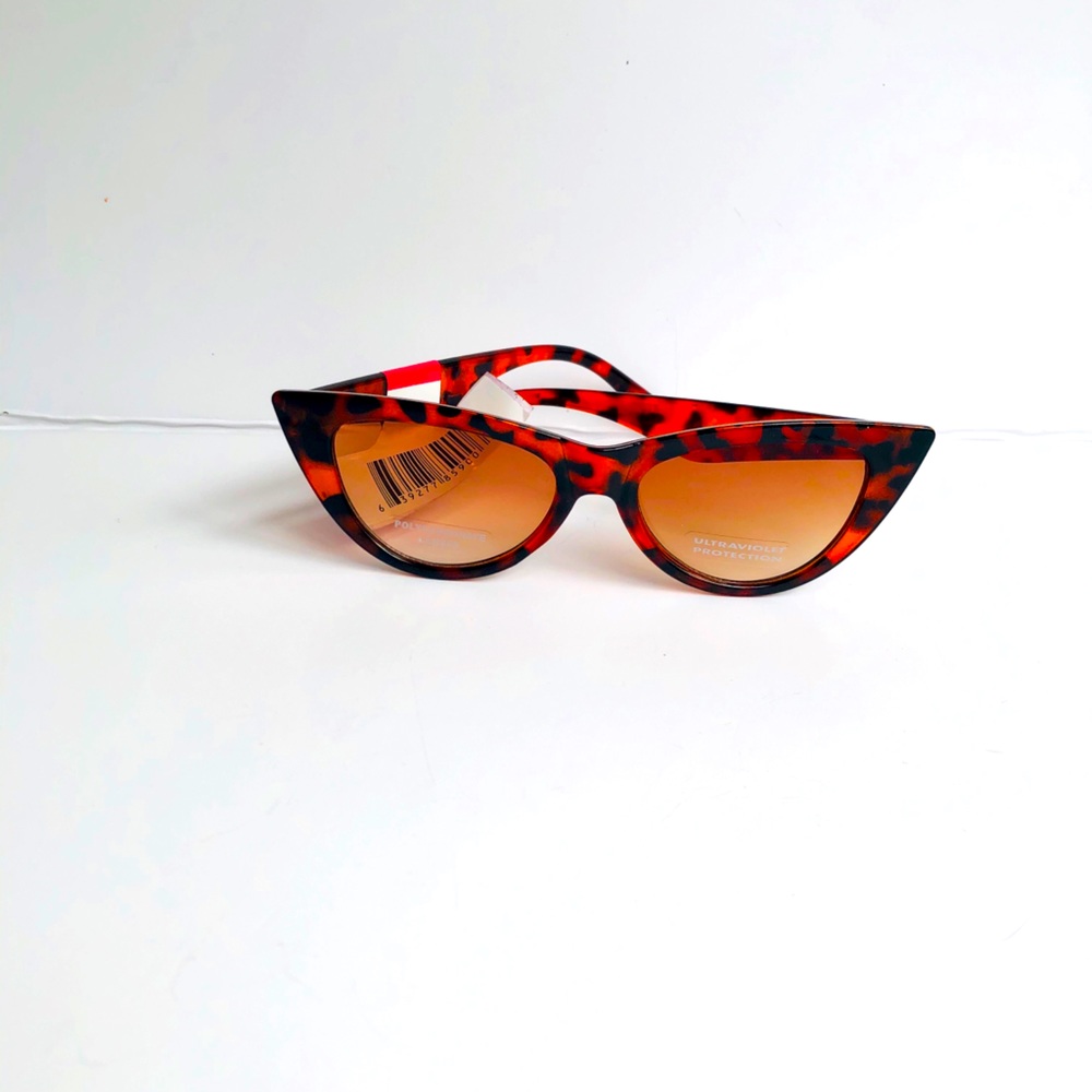 Cat eye leopard print sunglasses 🕶